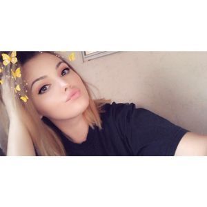 Meet your Posher, Adisa